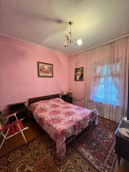 Продается дом, в центре города, 6 комнат