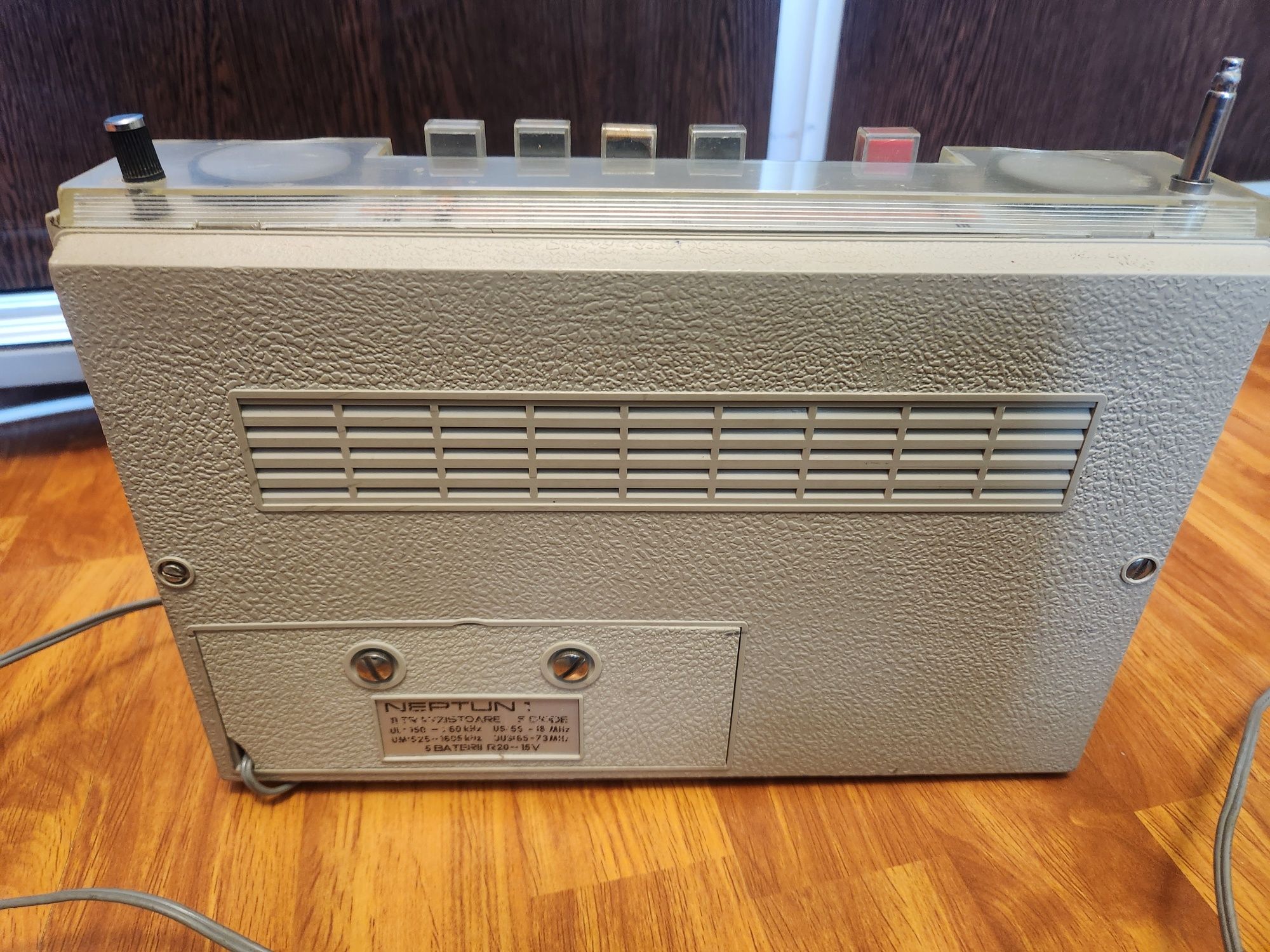 Radio de colecție Neptun 1