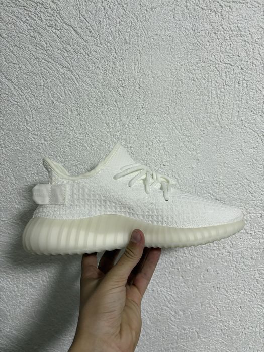 Yeezy 350 V2 bone, Marimea 37