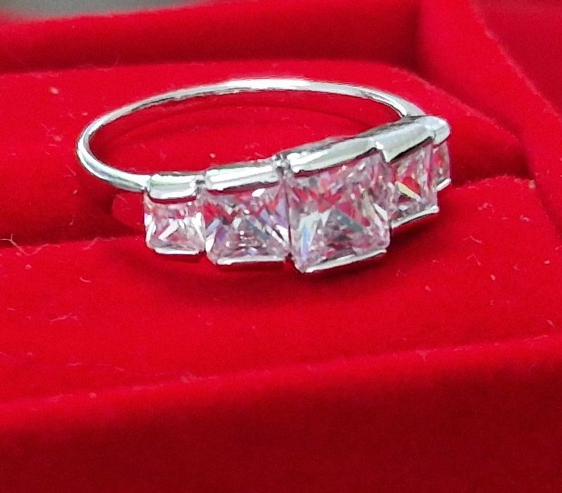 GR74,inel placat aur alb 18k,ideal logodna, zirconii albe