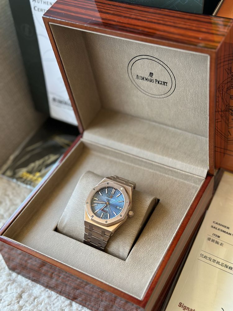 Audemars Piguet Royal Oak Gold And Blue Dial 41 mm
