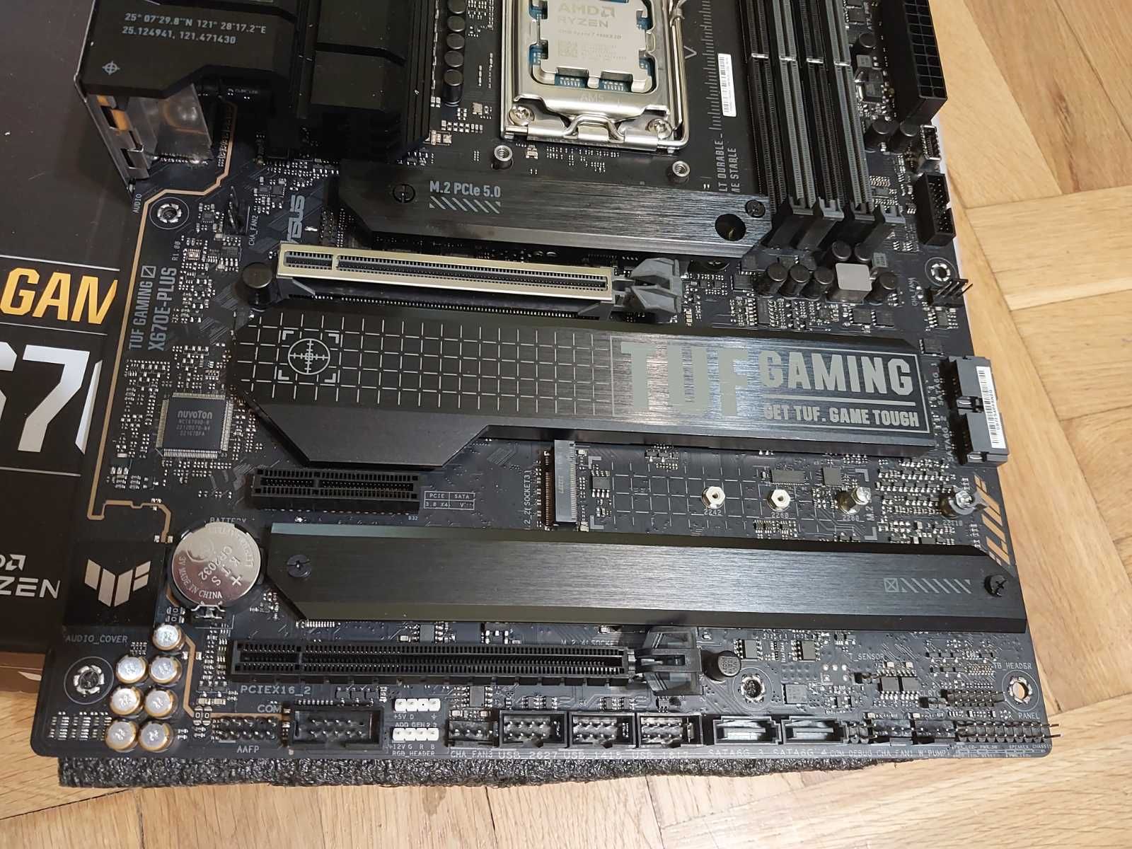 Ryzen 7 9800X3D + Asus TUF X670E Plus Gaming