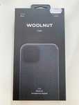 Case WOOLNUT iPhone 15 Black Leather