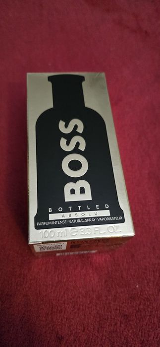 Vand parfum Boss original, sigilat