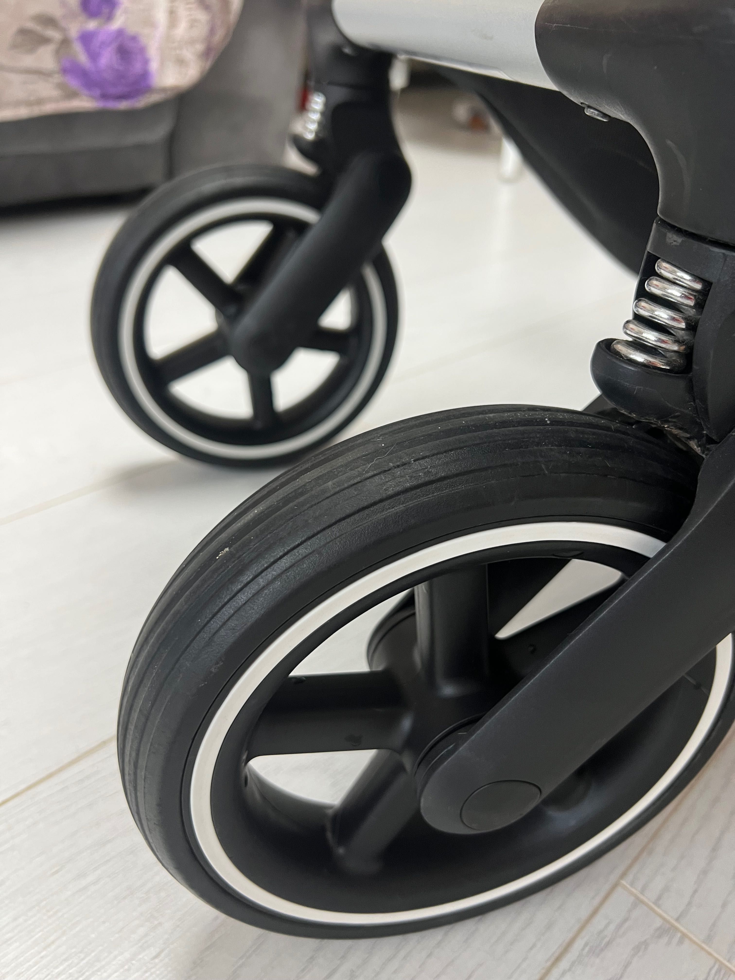 Cybex EOS LUX SLV LAVA GREY трансформираща се детска количка 2 в 1