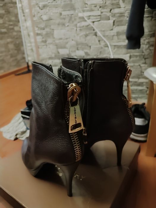 Продам ботинки зимние