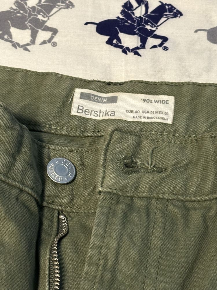 Дънки Bershka