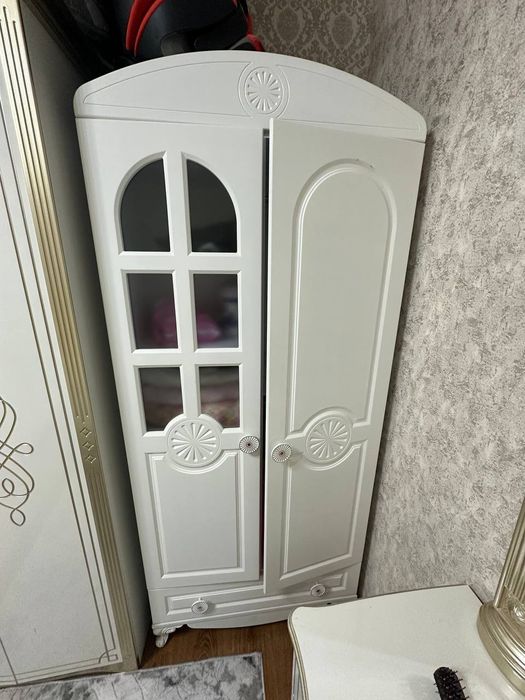 детский шкаф, состояние идеальное, почти совсем не пользовались. .