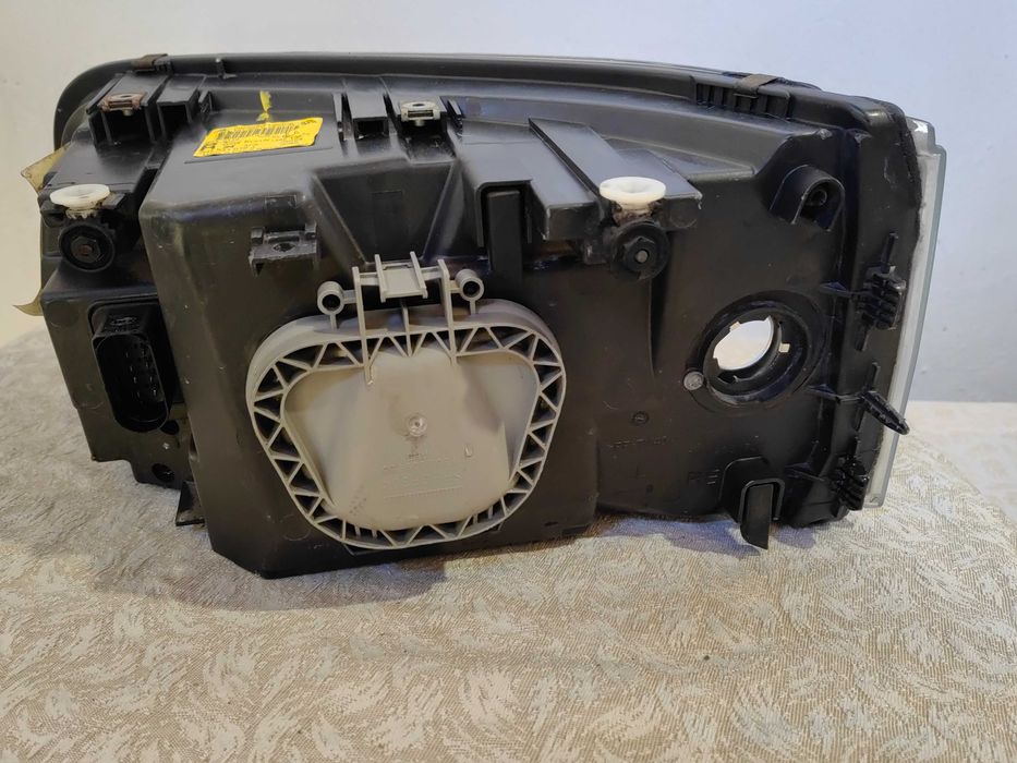 Фарове VW Transporter T5 / Фарове Транспортер Т5 Оригинални