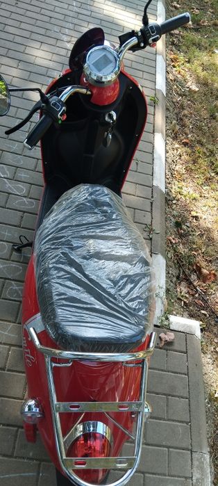 Scuter electric nou