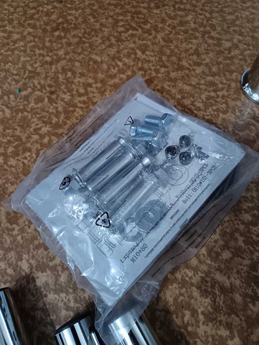 Продавам стойка за тежести ф30 +ф50