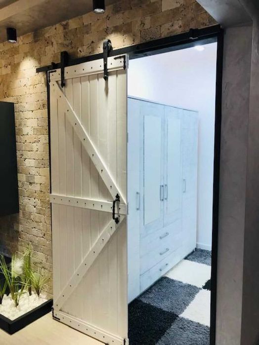 Едностаен апартамент в Остромила