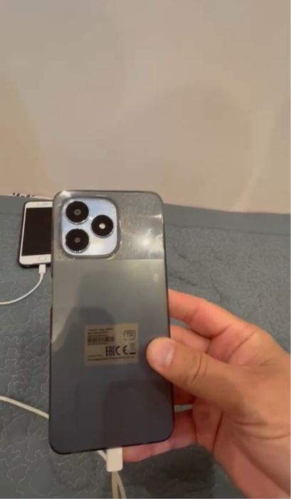 Продаю телефон realme note 50