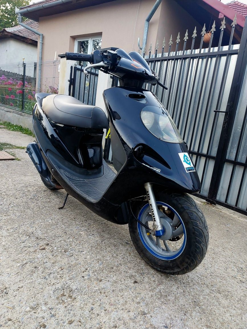 Vând scuter Malaguti F10