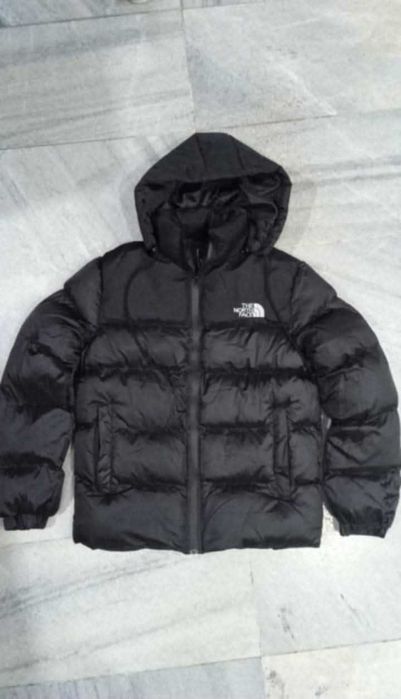 Мъжко зимно яке с качулка