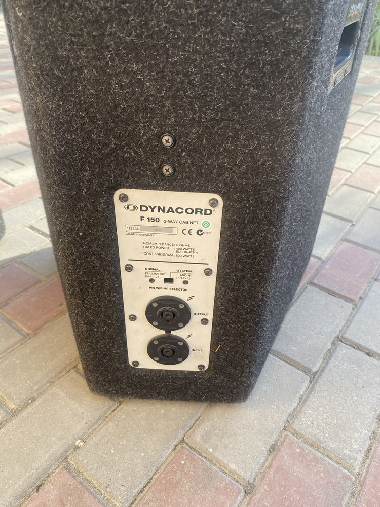 Boxe Topuri Dynacord F150 2x400w neatinse la componente