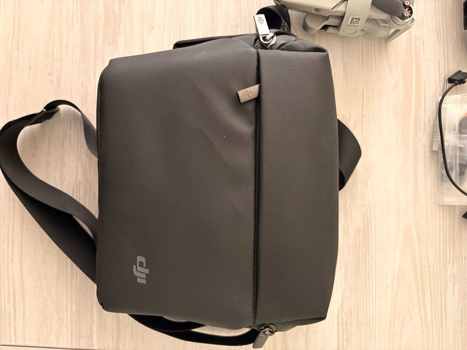 DJI Mini 2 Fly More Combo – много малко летян, с оригиналната чанта