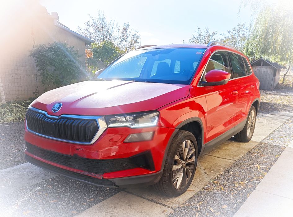 Skoda Karoq avariat usor