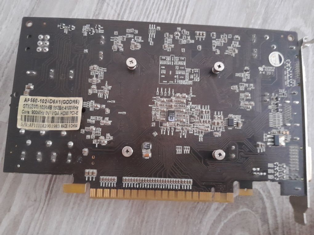 Продам видеокарта afox gtx 550ti 1024mb gddr5 192 bit