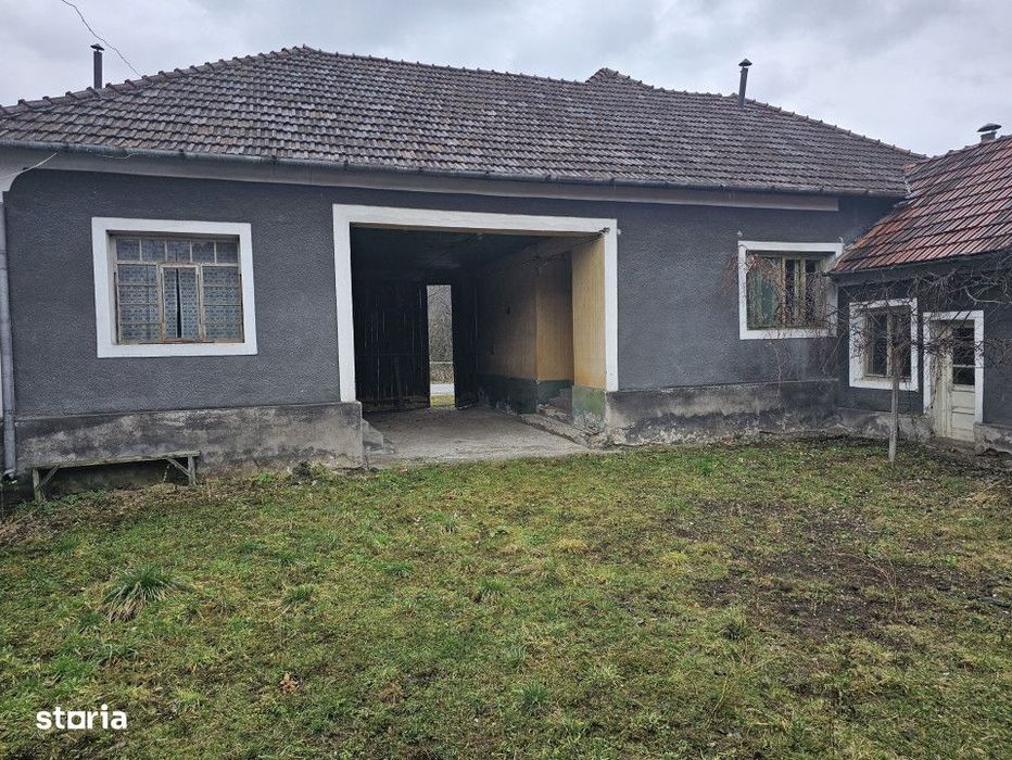 Casa la tara cu 5 camere + teren suprafata 1852 mp, Sat Campani, Bihor