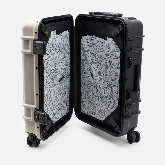 Eastpak Куфар за път 34L