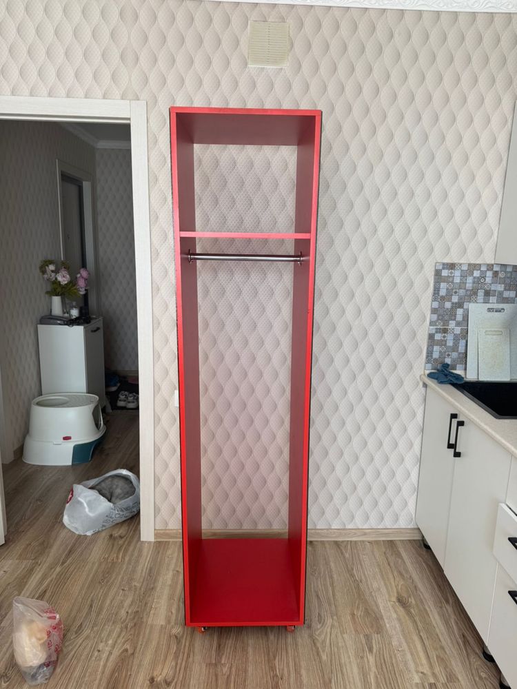 Напольная вешалка