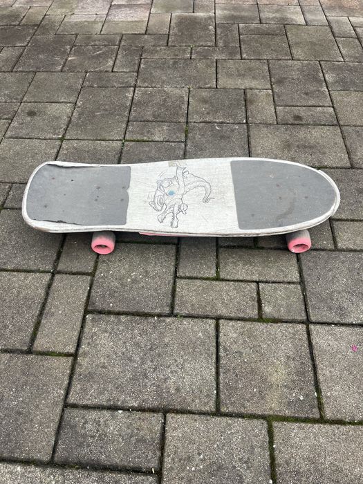 Skateboard de vanzare