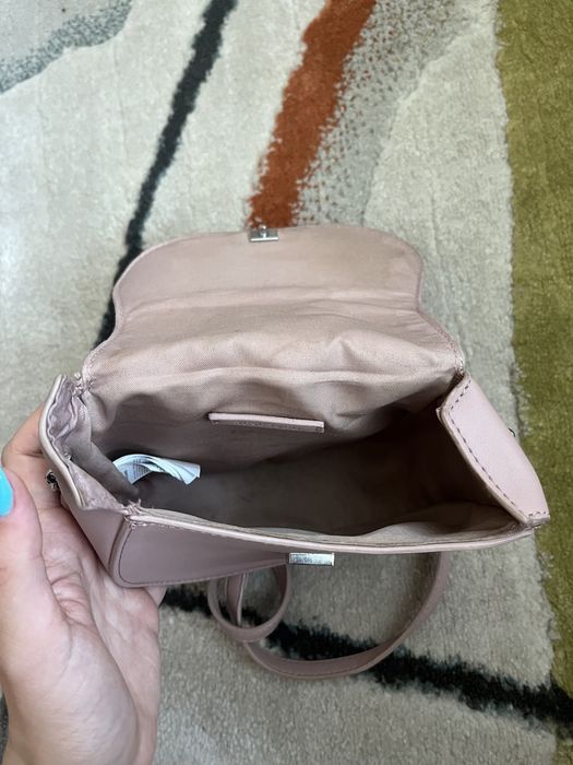 Розова чанта reserved кожена