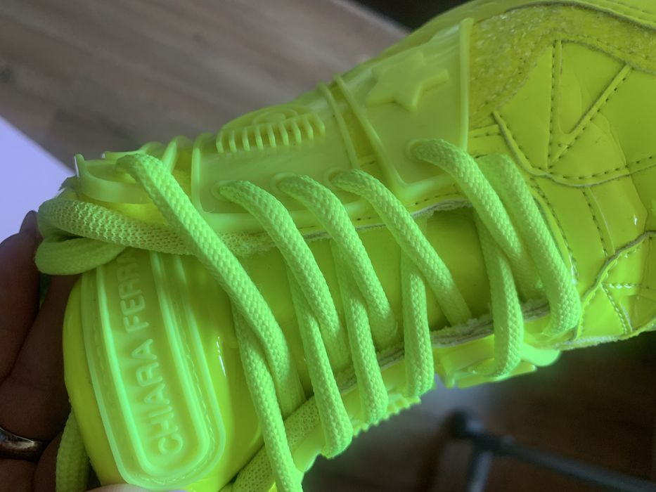 Chiara Ferragni сникърси