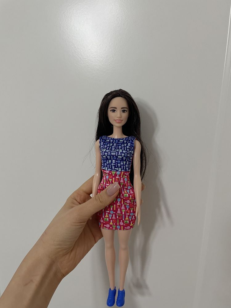 Кукла Barbie Fashionistas, кукла Барби Фэшнистас, азиатка.