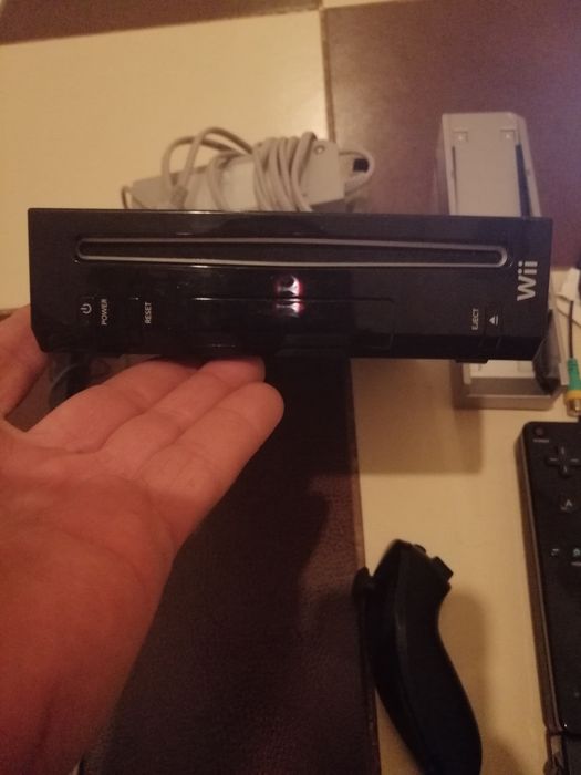 Consolă Wii, nu mă pricep ce model