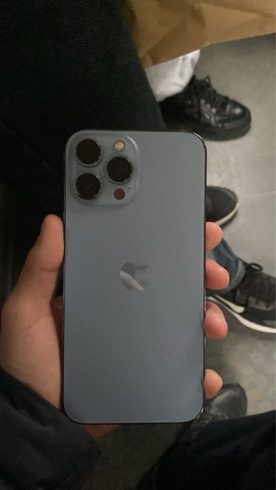Продам iphone 13 pro max