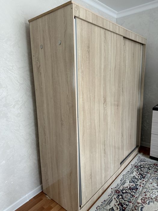 Продам шкаф купе