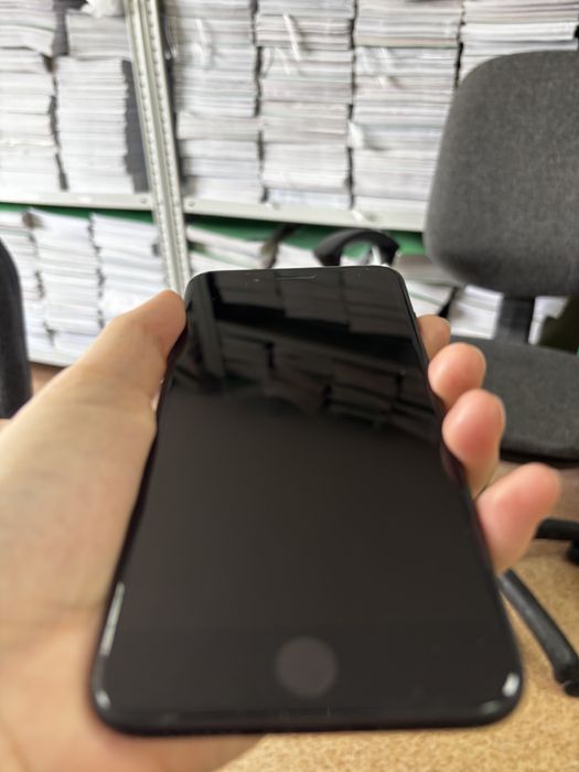 Apple iPhone 7 plus в идеальном состоянии