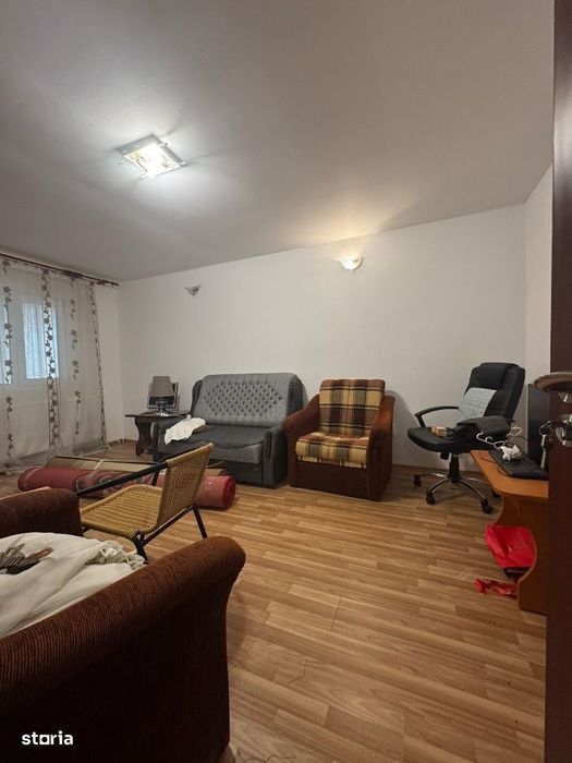 Garsonieră confort 1, localizată în zona de jos a oraşului