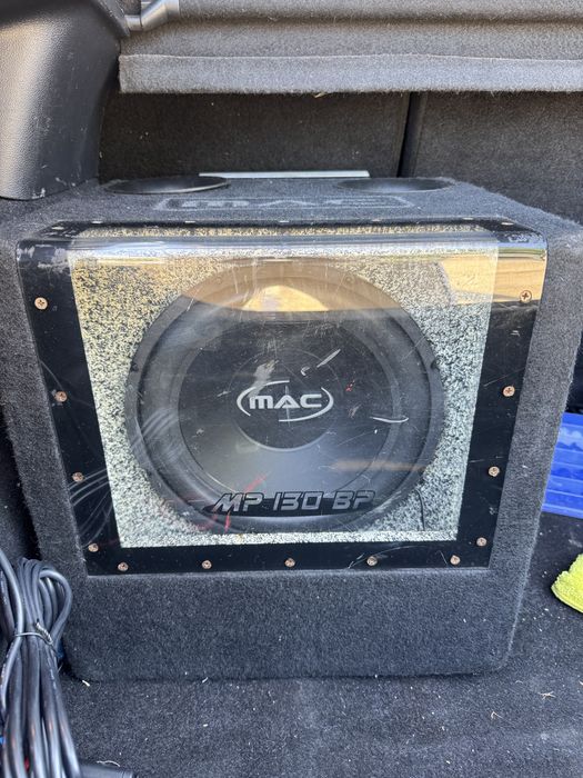 Subwoofer auto Mac Audio cu statie/amplificator