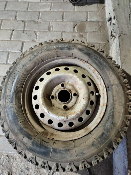 Кыстык балон сатылады нексияда турды 2 шт 20000