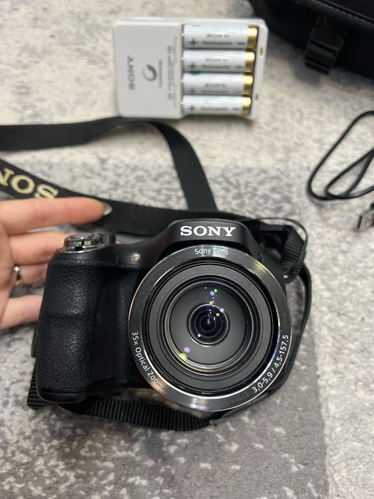 Фотоапарат Sony Cyber-shot DSC-H300 20.1 MP