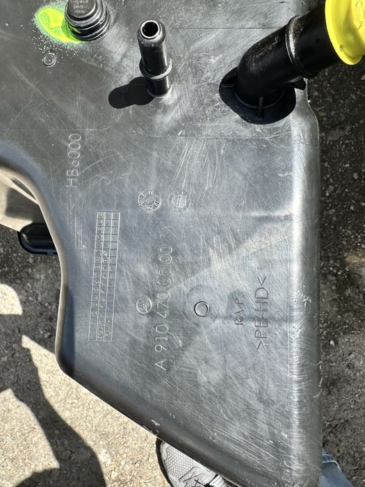 Rezervor cu pompa ad blue mercedes benz sprinter