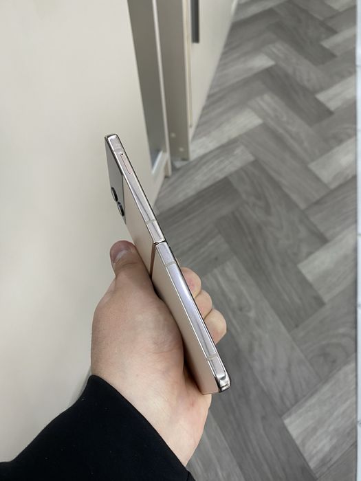 Samsung Galaxy Z Flip 4 5G Ideal 256GB