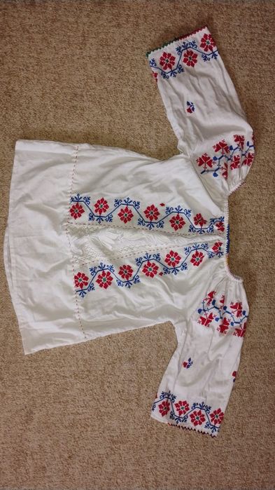 ie romaneasca traditionala veche