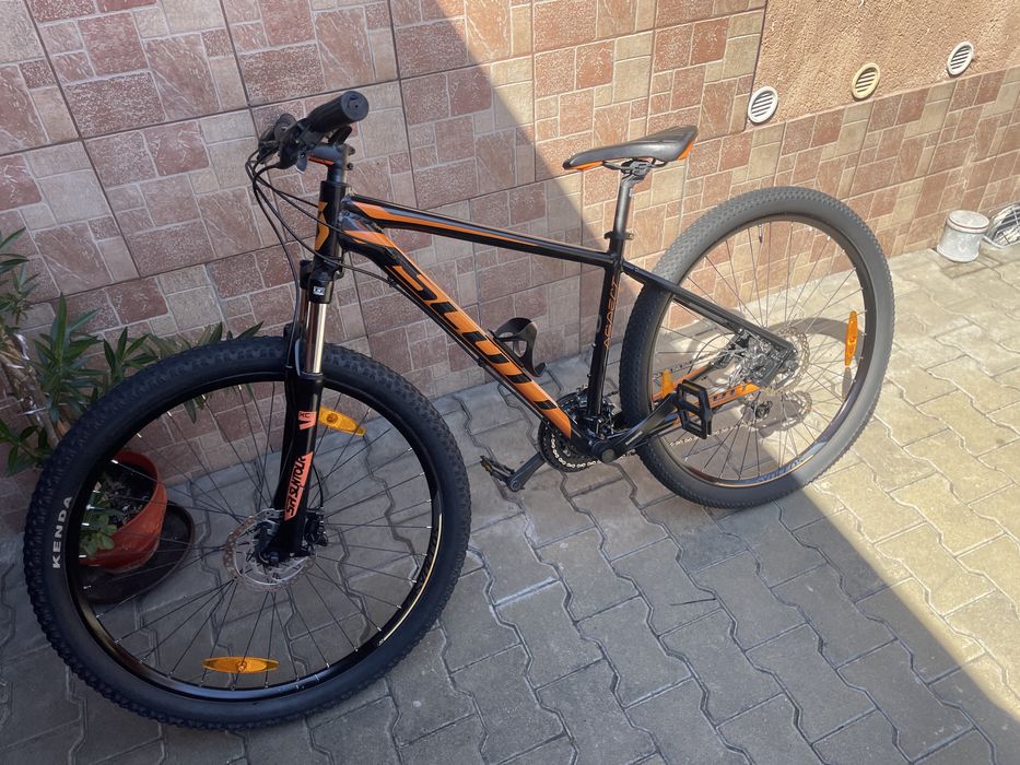 Bicicleta MTB"Scott"29-er frane hidraulice
