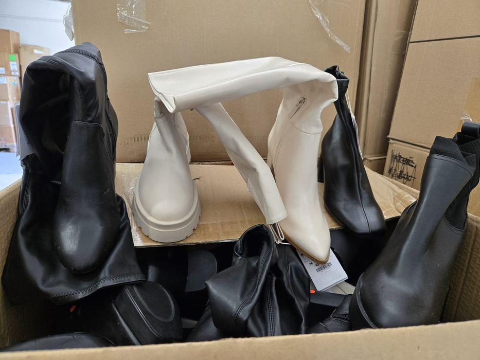 Încălțăminte Stradivarius