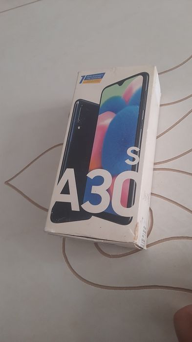САМСУНГ А30 ес телфон холати зор  хама жойи ишлайди маза килиб ишлатас