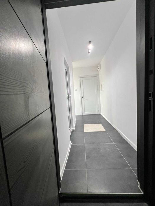 Продавам 3-стаен апартамент