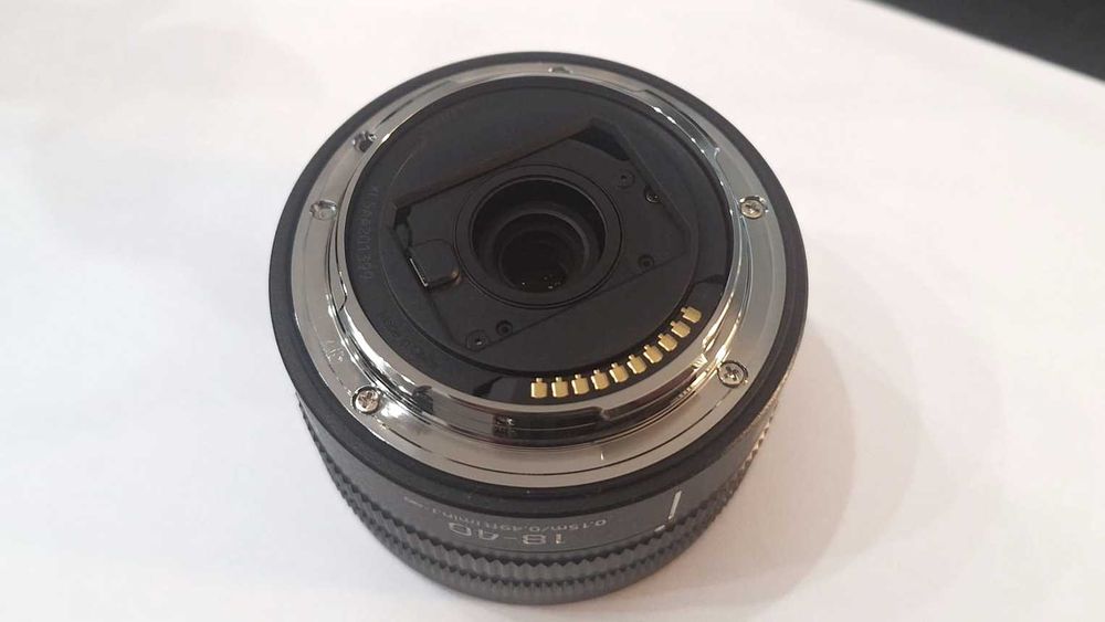 Panasonic Lumix S 18-40mm f/4.5-6. L-Mount