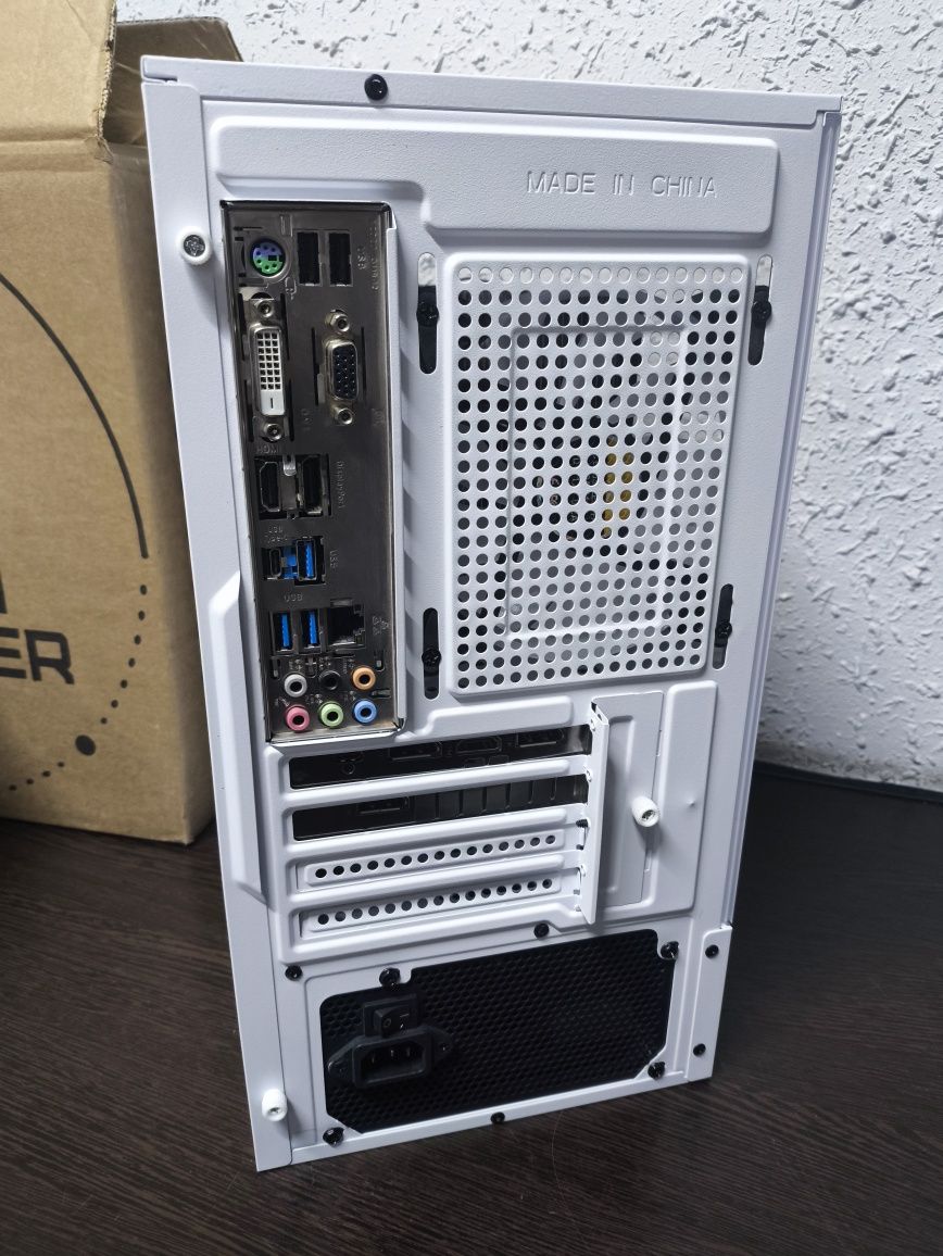 Gigabyte B365+i5 9600KF+16Gb+RTX2070