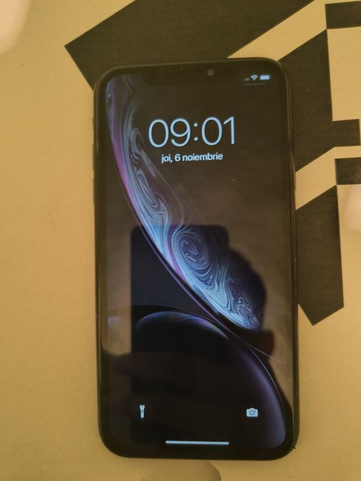 Vând sau schimb iPhone xr