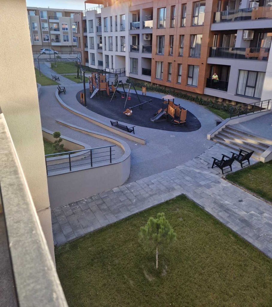 Продава се Двустаен апартамент в Пловдив, Остромила - 72 кв.м за 1667 €/кв.м - Снимка #8