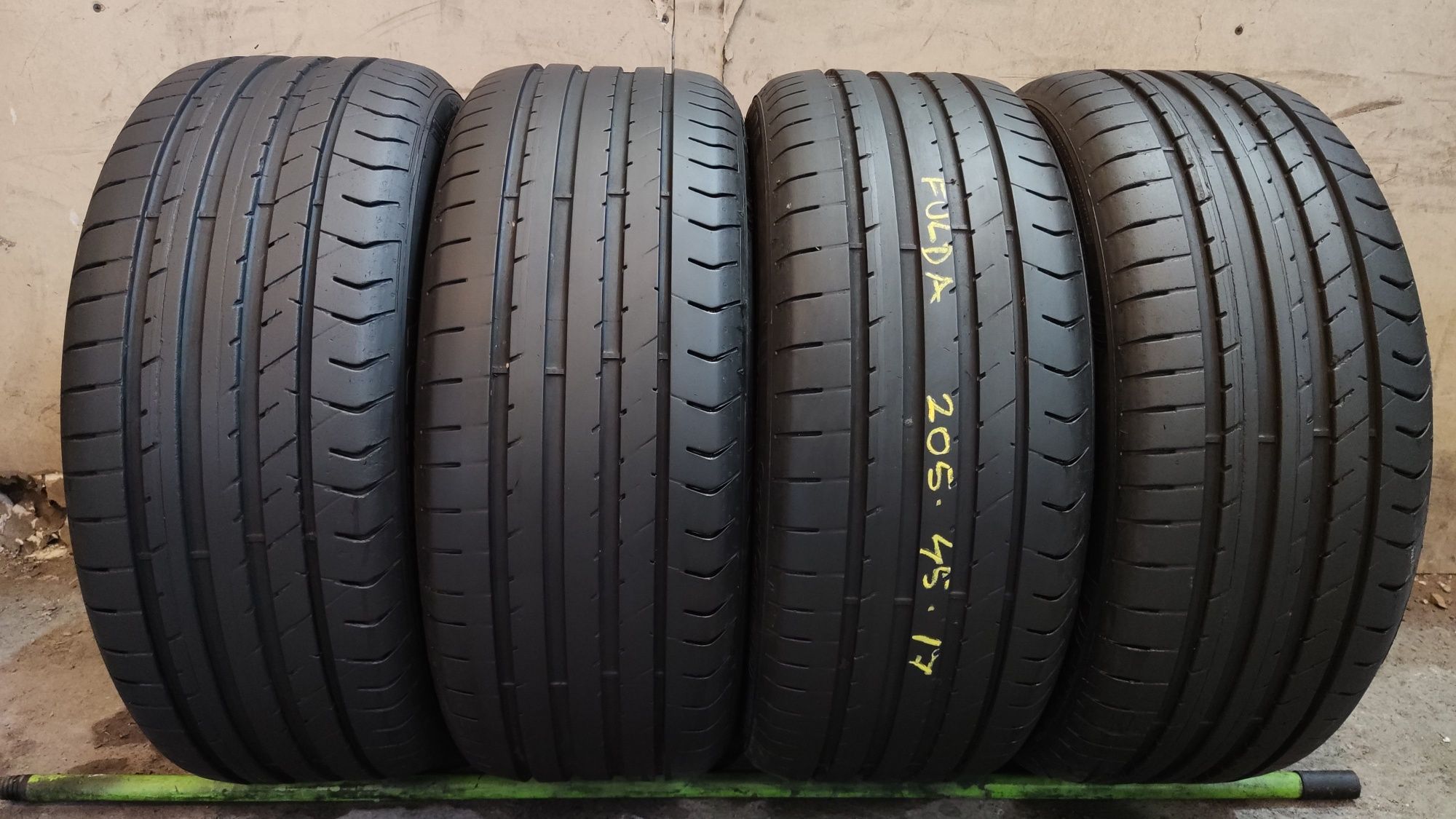 4бр летни гуми 205/45/17 Fulda Sport Control, 7mm грайфер